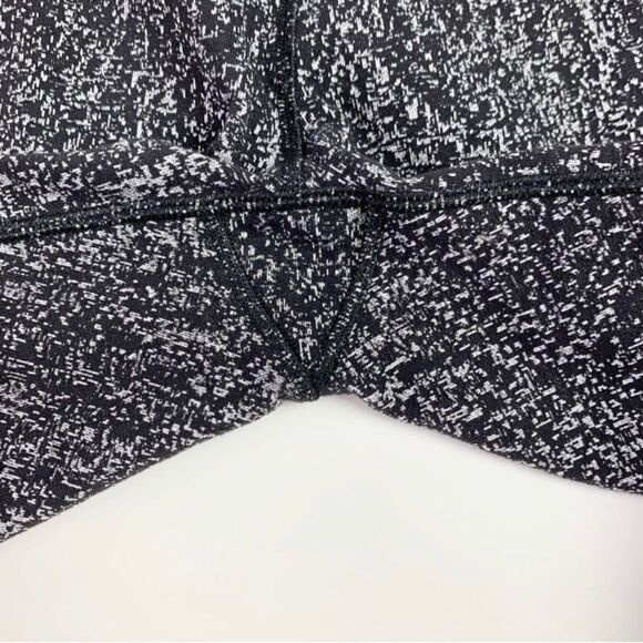 Lululemon Fit Physique High-Rise Crop Legging Jacquard Black White 2 - Picture 6 of 8